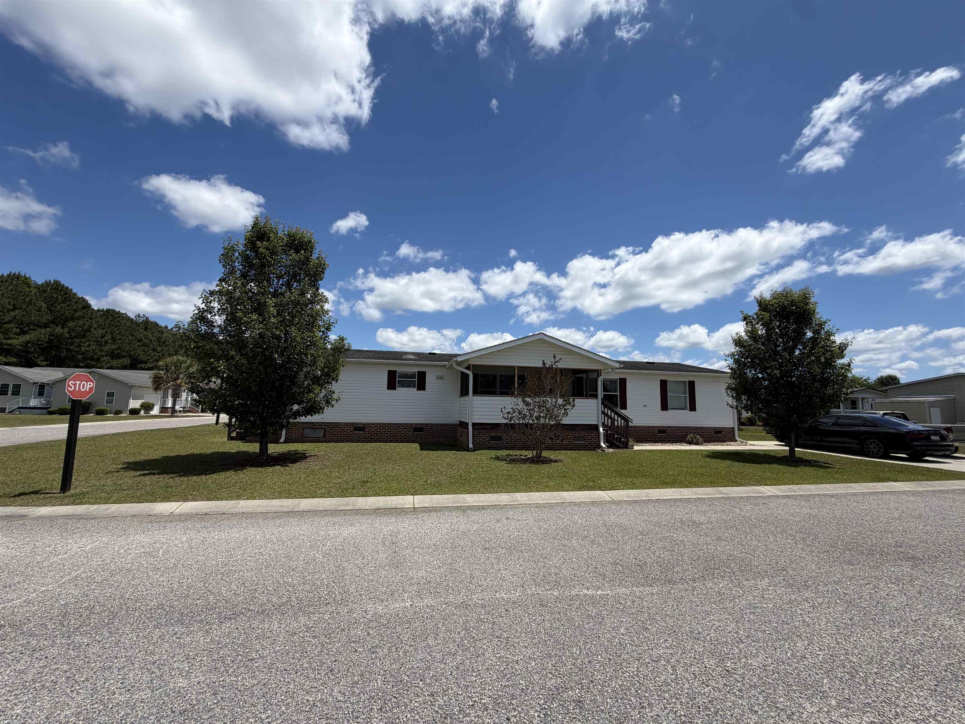 327 Kanawha Trail Property Photo 27