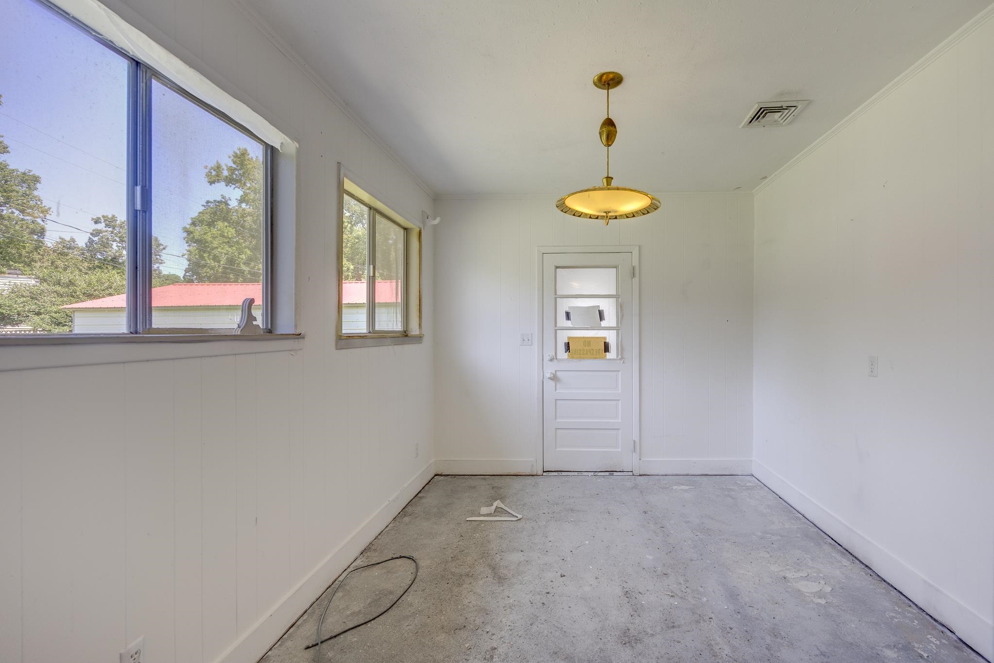 1210 Holly Park Circle Property Photo 15