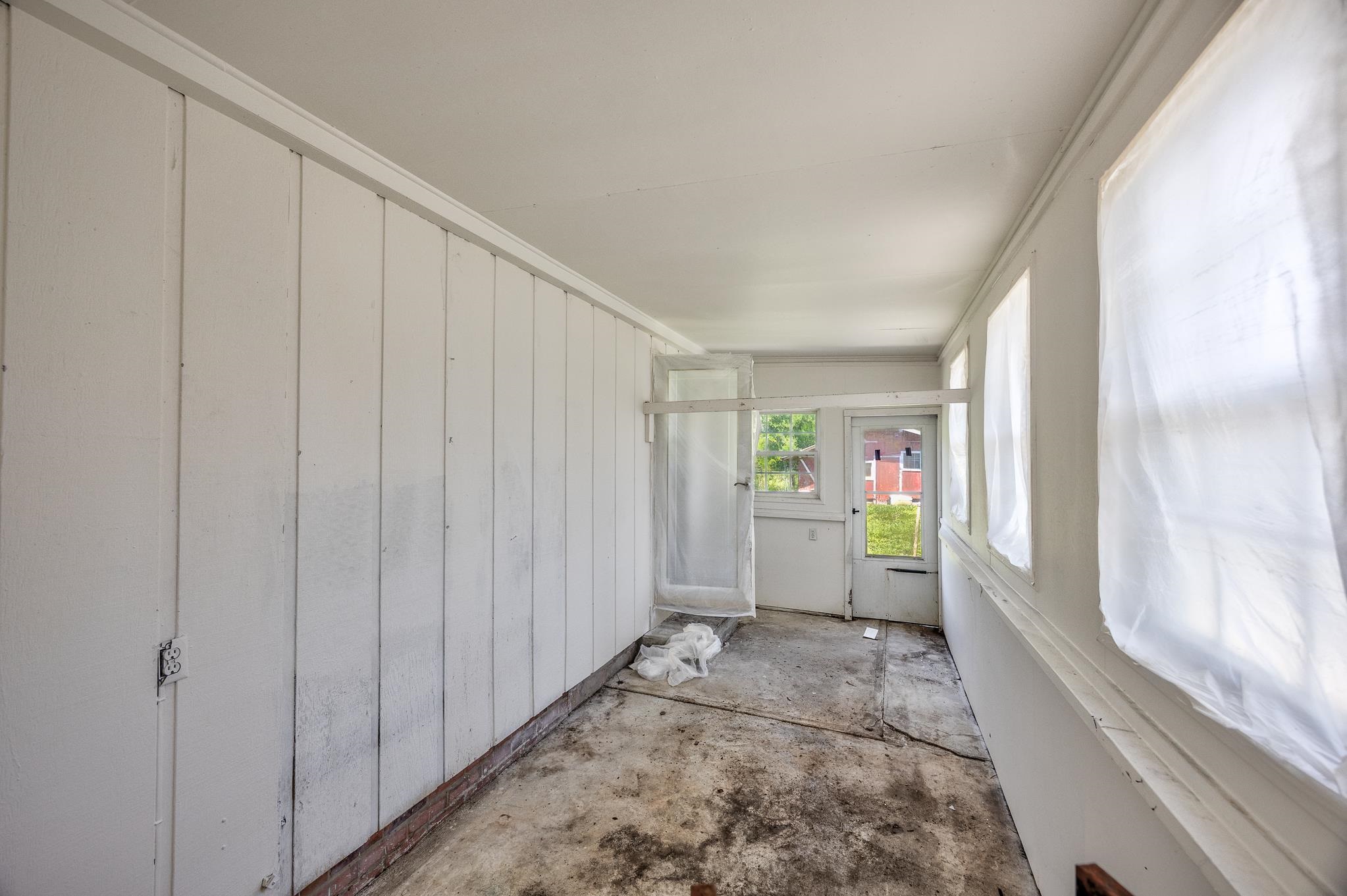 1210 Holly Park Circle Property Photo 18