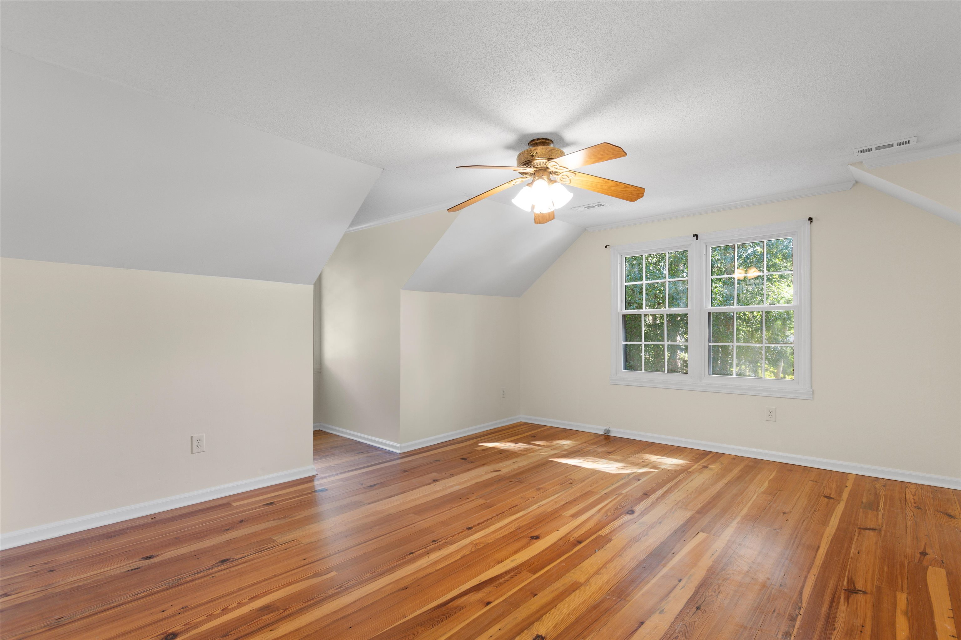 378 Belle Isle Rd. Property Photo 21