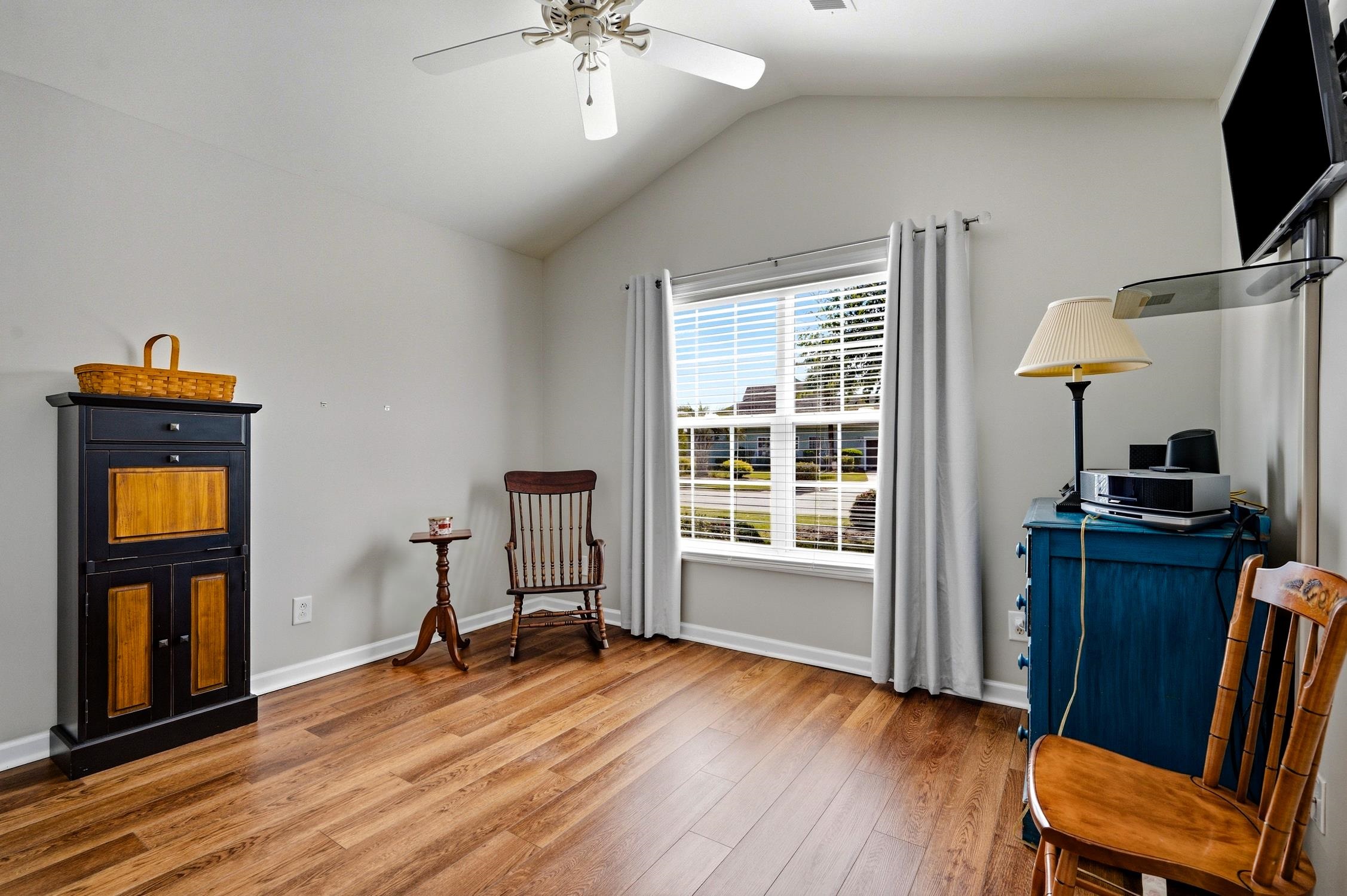 3317 Picket Fence Ln. Property Photo 24