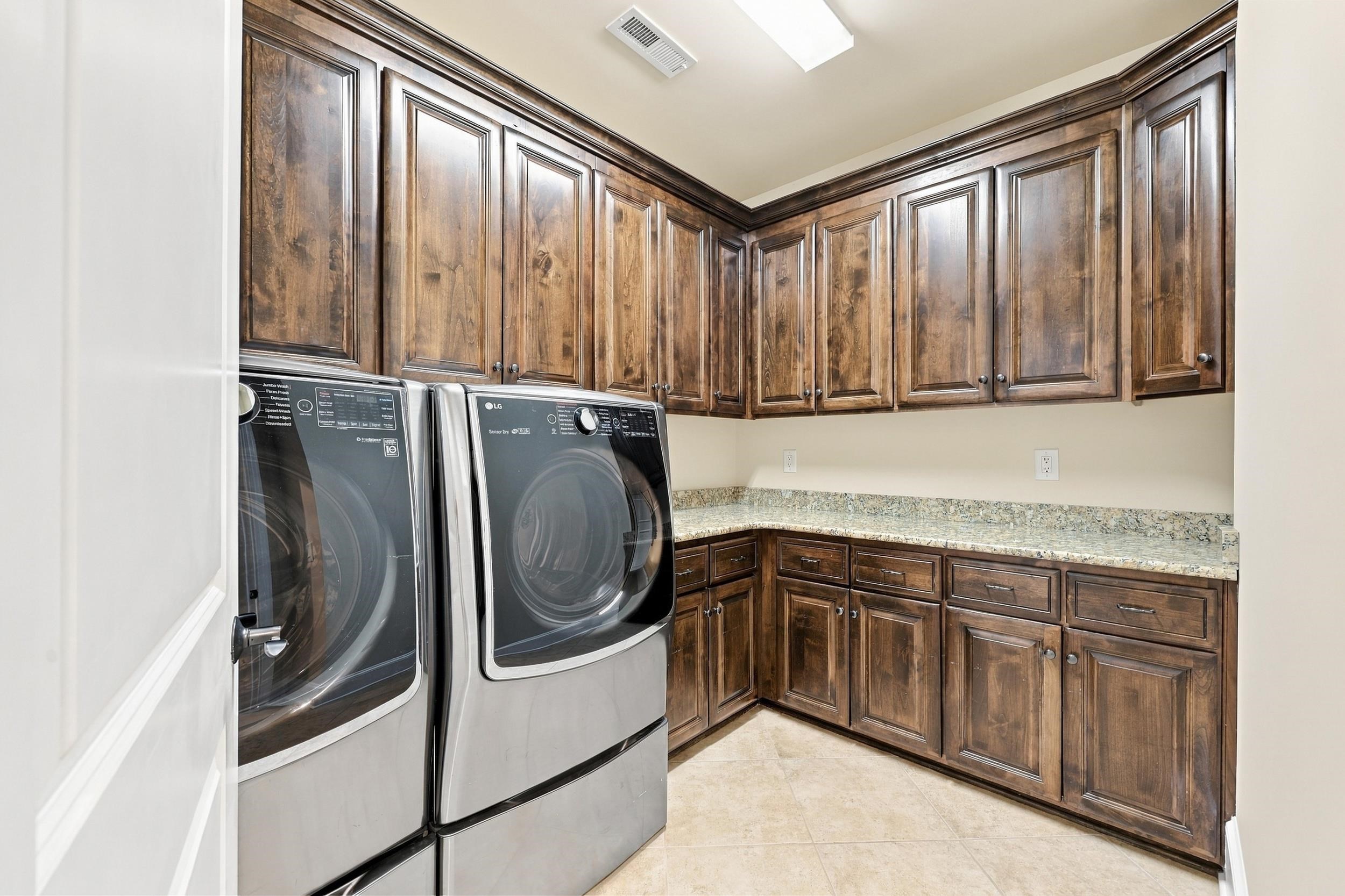 8658 Windsong Ct. Property Photo 30