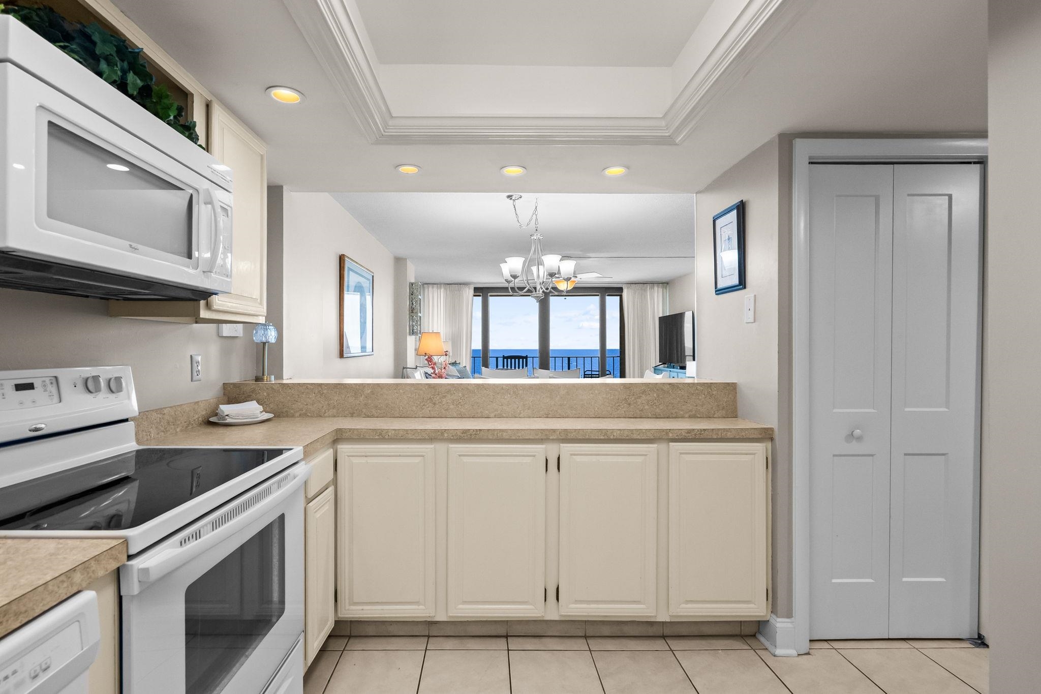 10100 Beach Club Dr. Property Photo 15