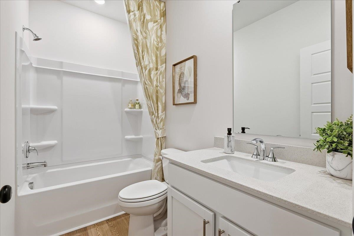 14 Hunting Pl Property Photo 11