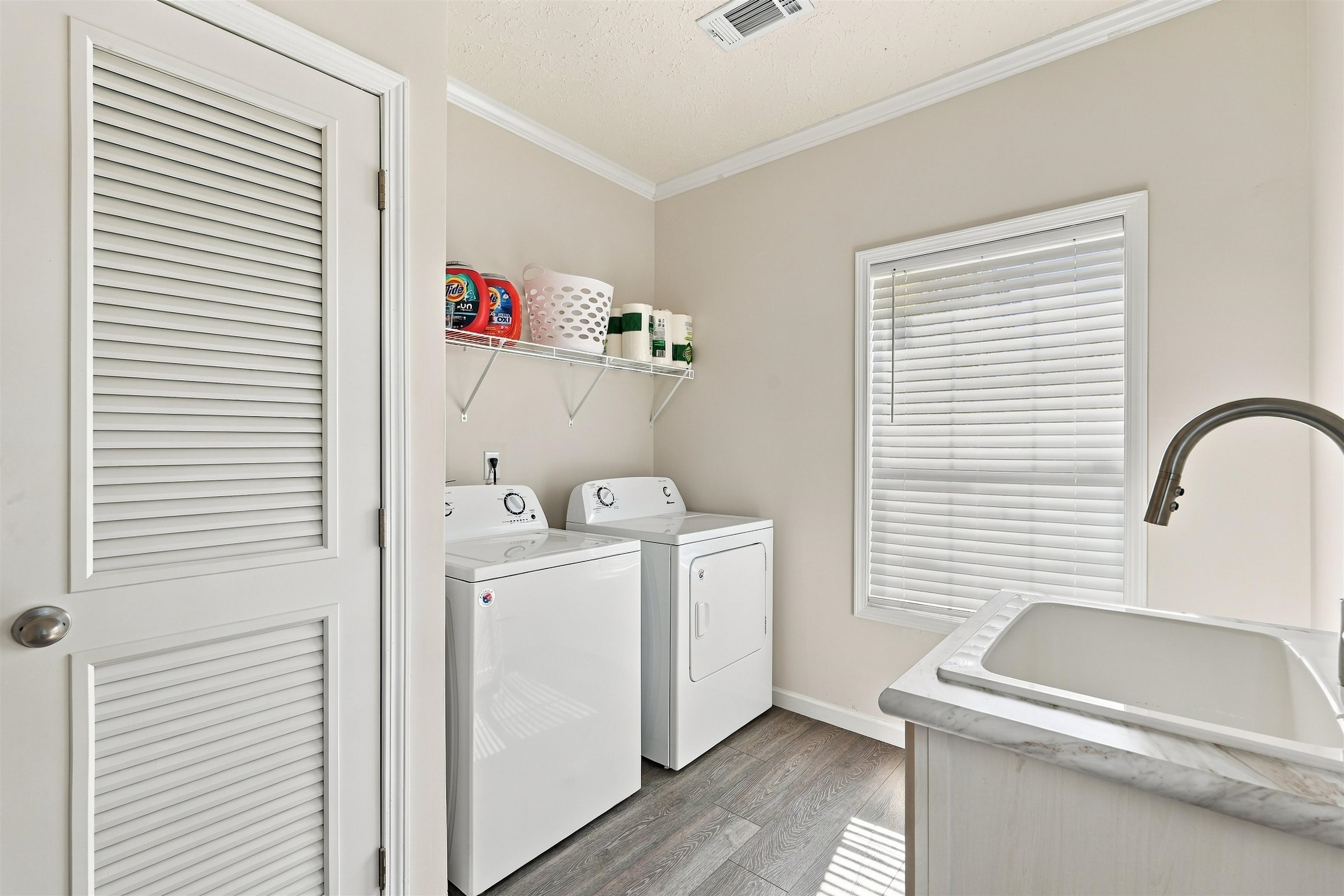 1705 Highway 792 Property Photo 6