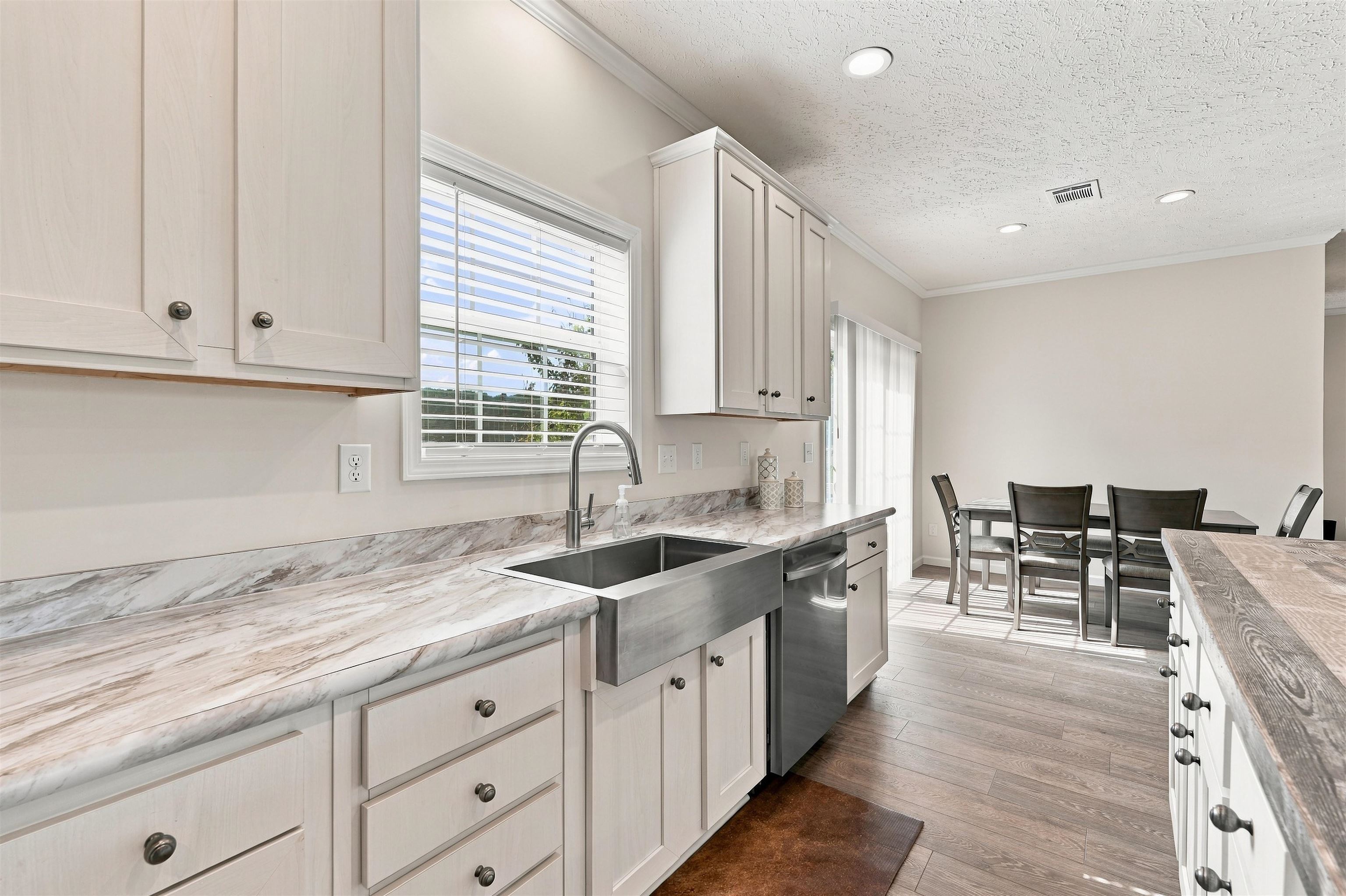 1705 Highway 792 Property Photo 11