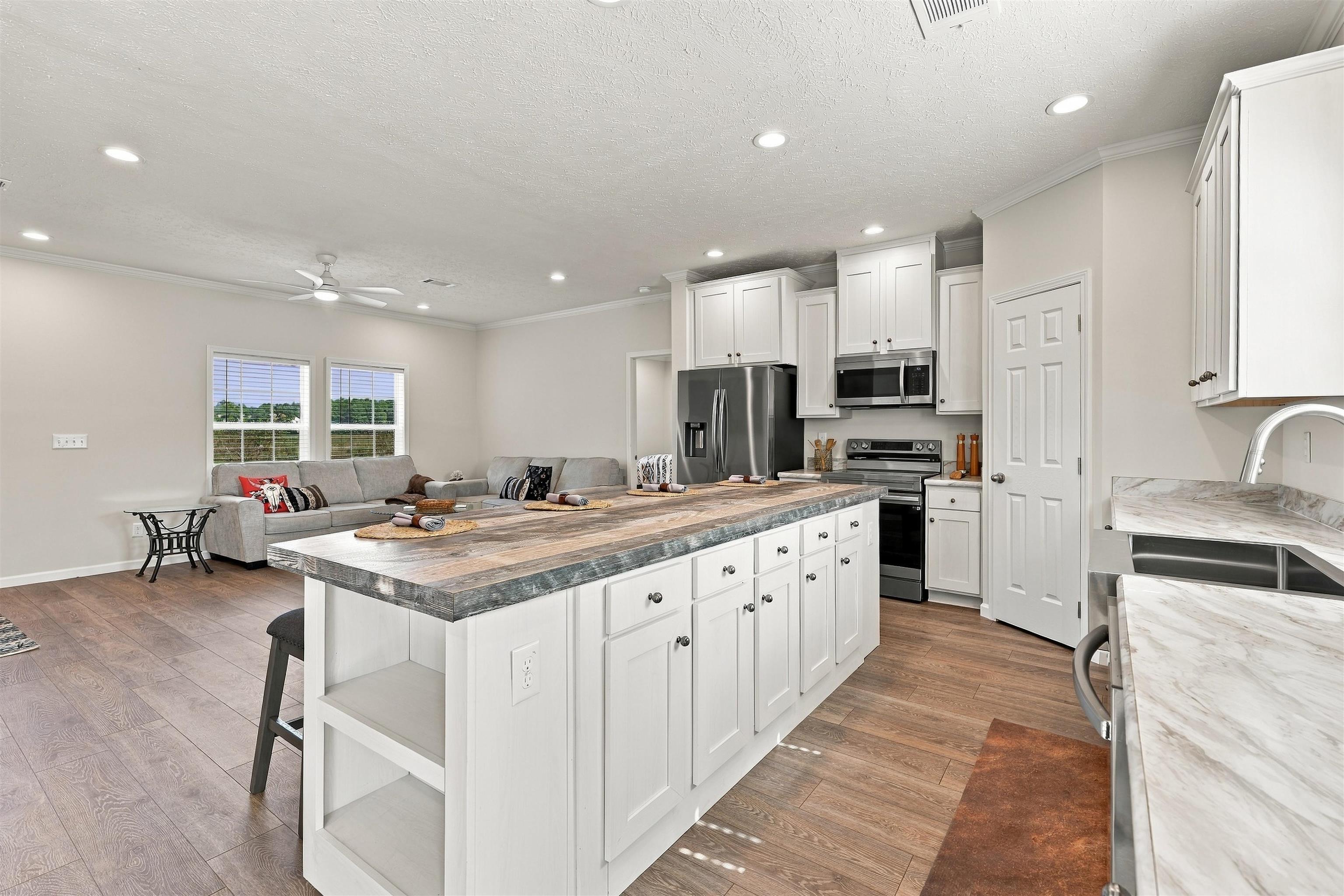 1705 Highway 792 Property Photo 13