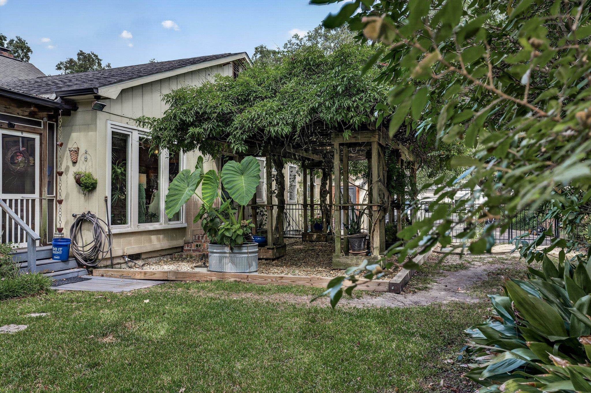 500 Orange St. Property Photo 51