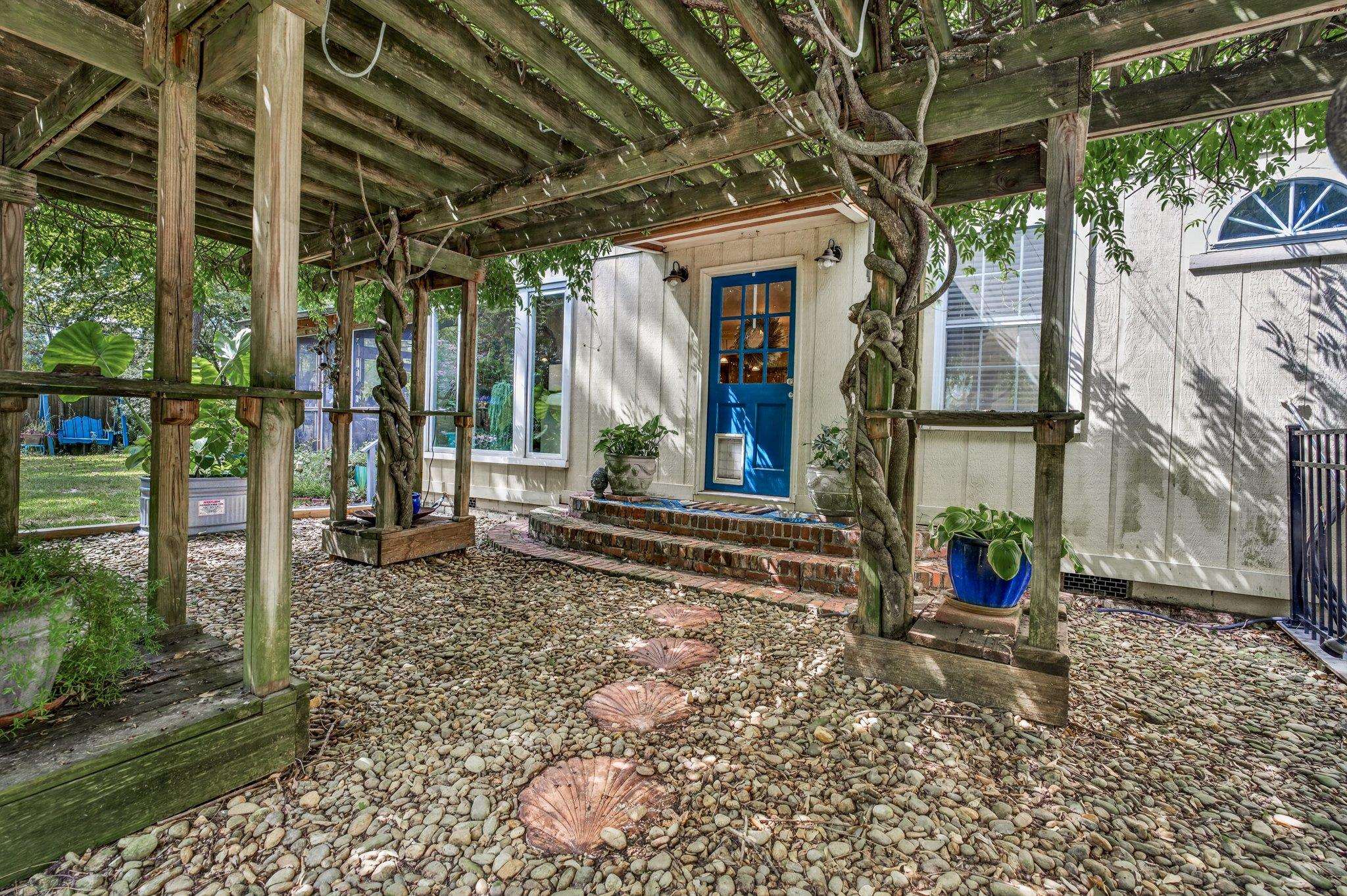 500 Orange St. Property Photo 54