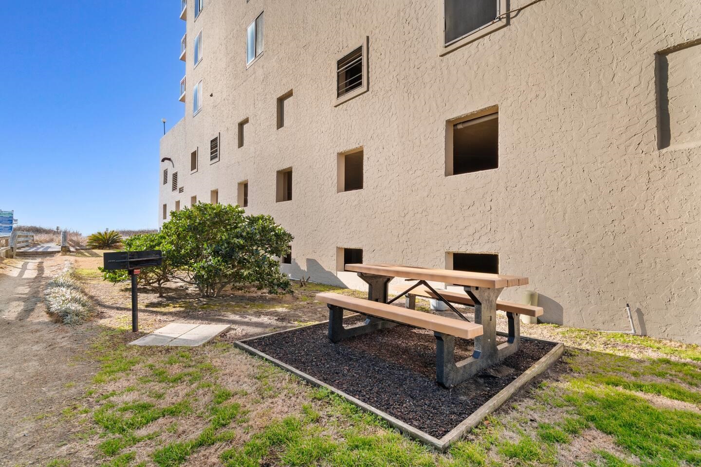 4000 N Ocean Blvd. Property Photo 36