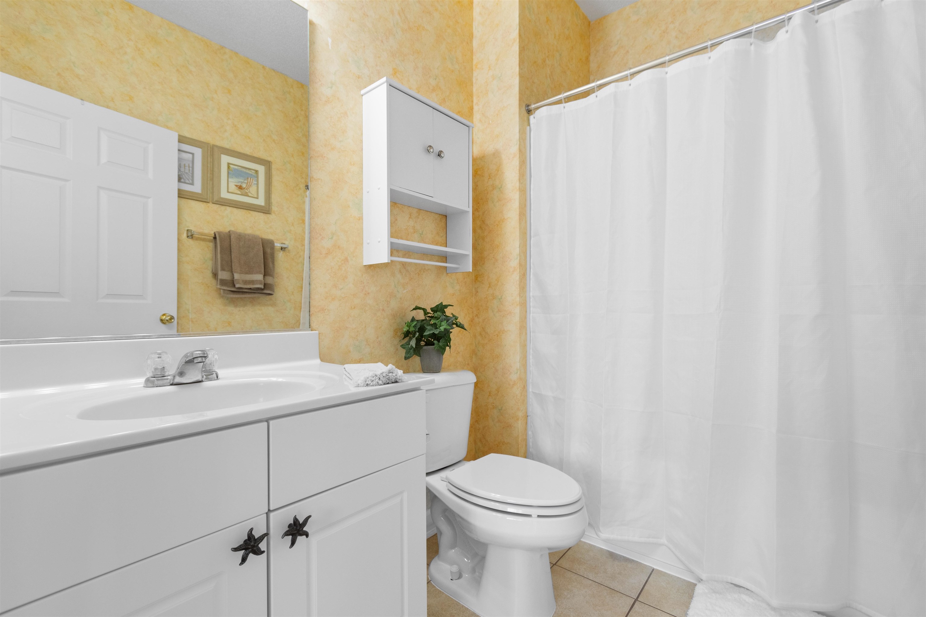 6253 Catalina Dr. Property Photo 16