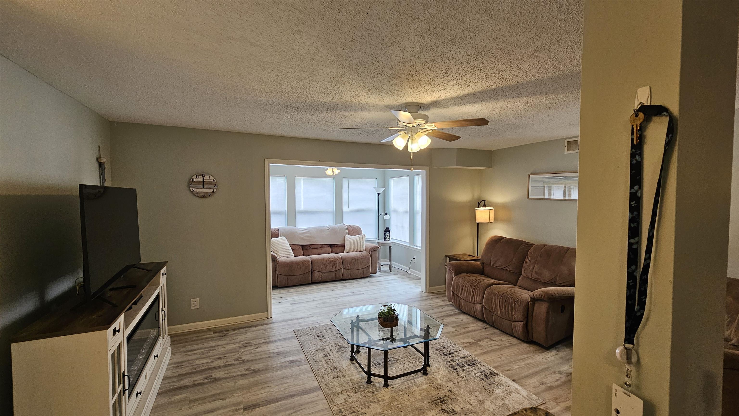 2266 Huntingdon Dr. Property Photo 7