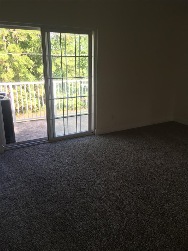 300 Granada St. Property Photo 9