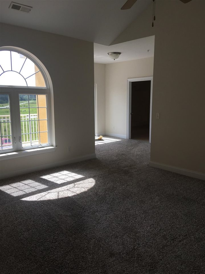 300 Granada St. Property Photo 16