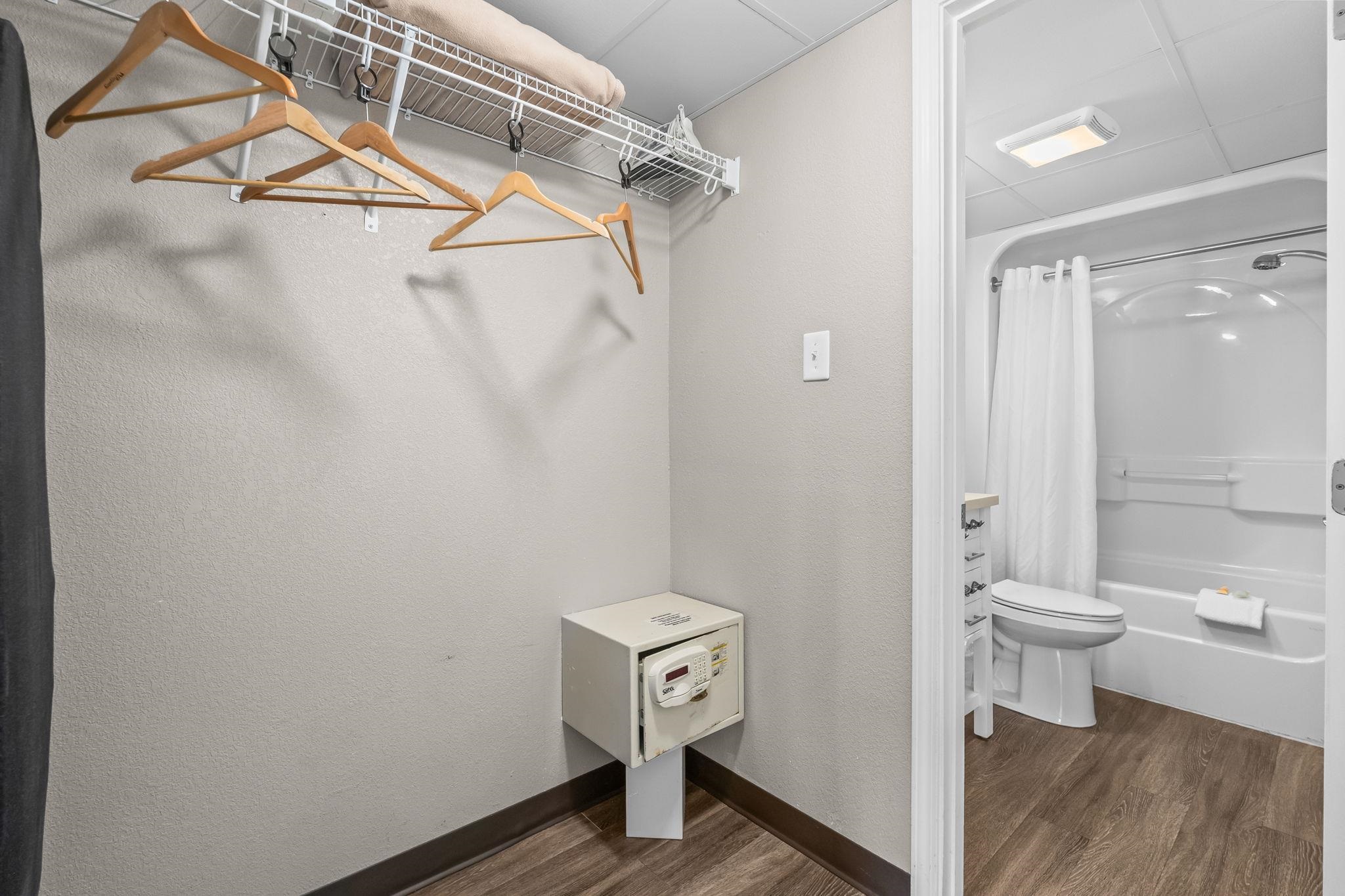 6900 N Ocean Blvd. Property Photo 5