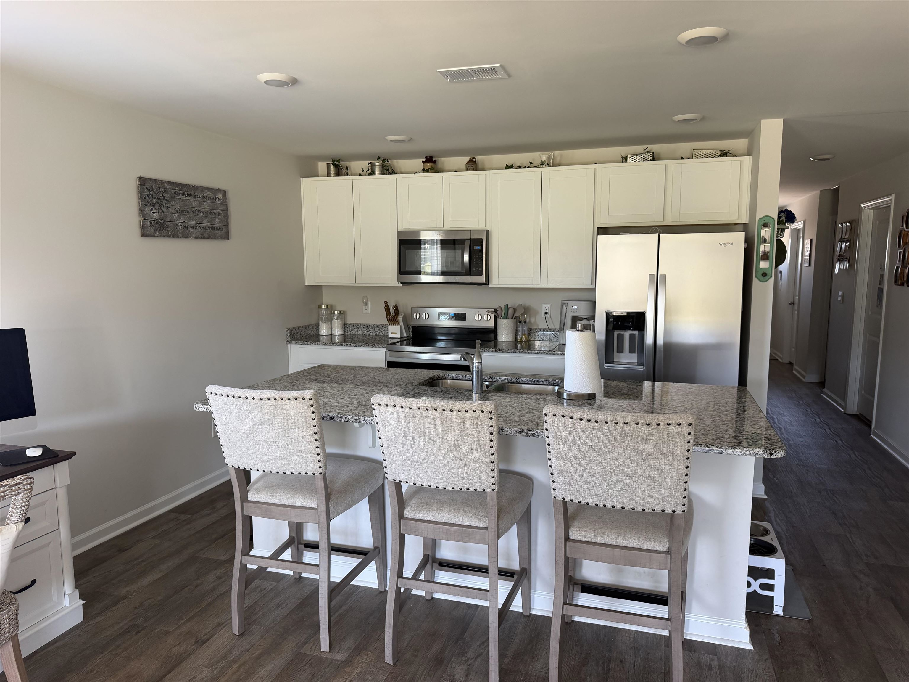 597 Strawberry Field Way Property Photo 4