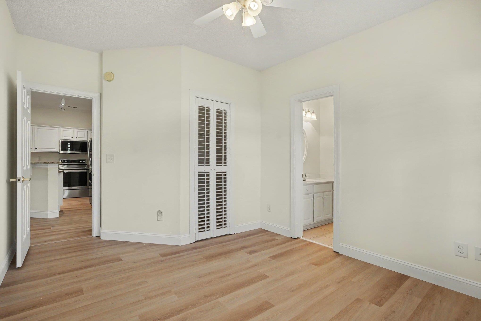 5046 Glenbrook Dr. Property Photo 20