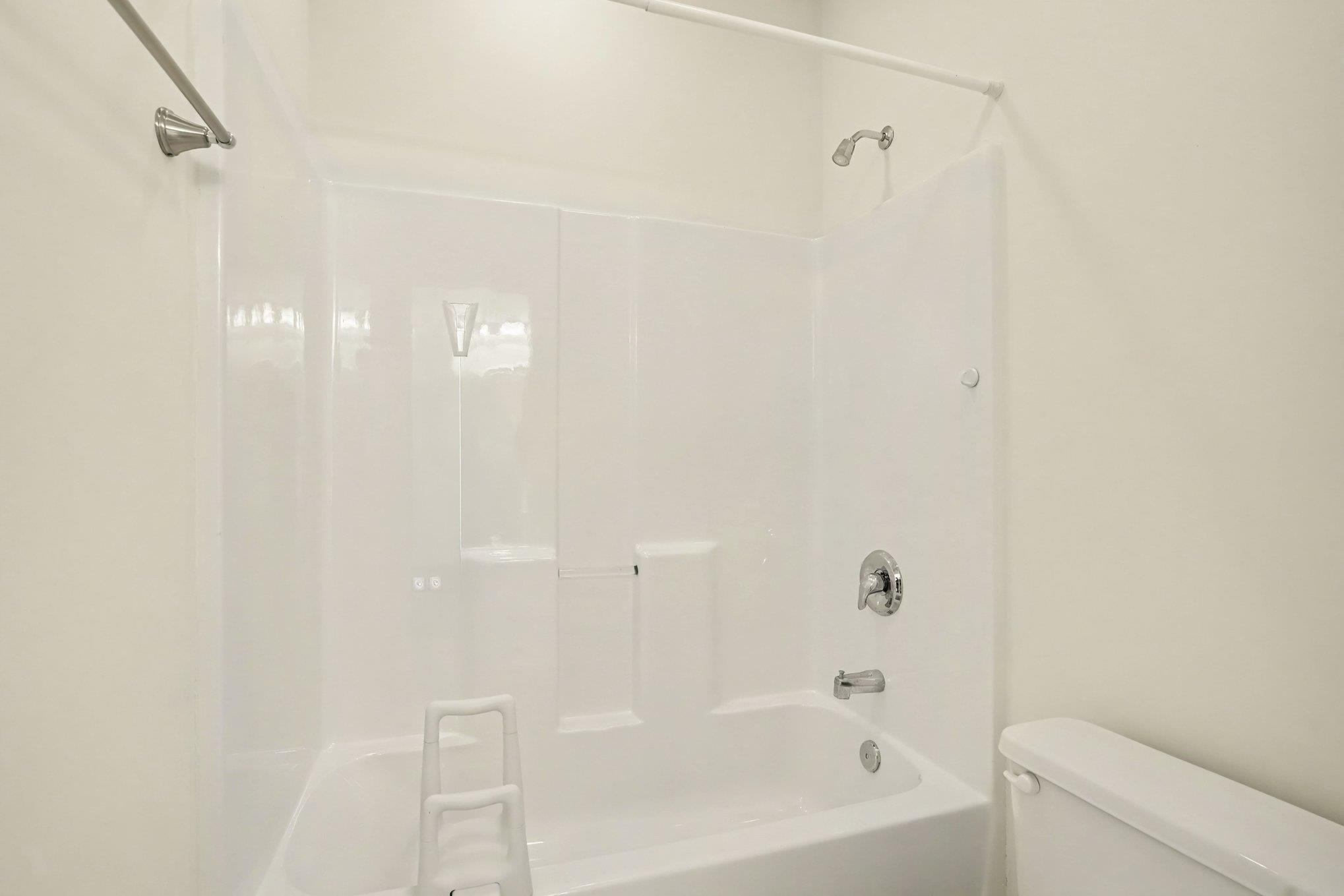 5046 Glenbrook Dr. Property Photo 22