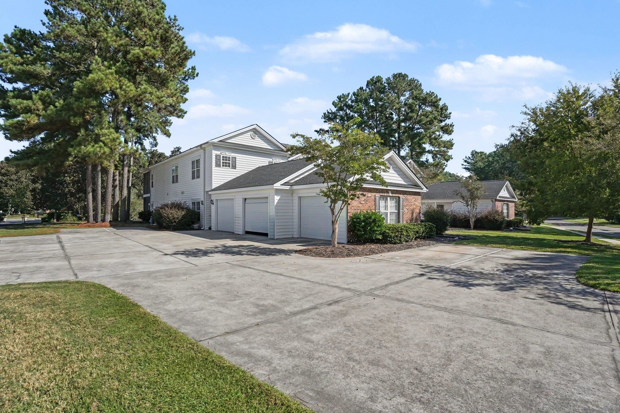 5046 Glenbrook Dr. Property Photo 49