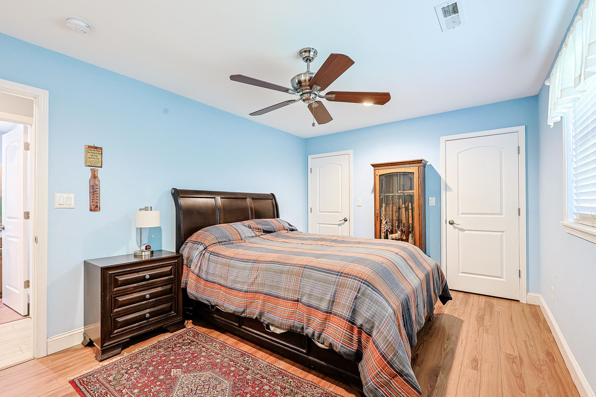 4625 Boxwood Dr. Property Photo 10