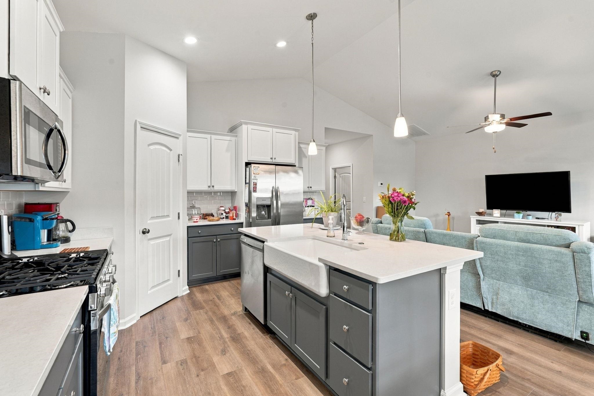 291 Lifestyle Court Property Photo 19