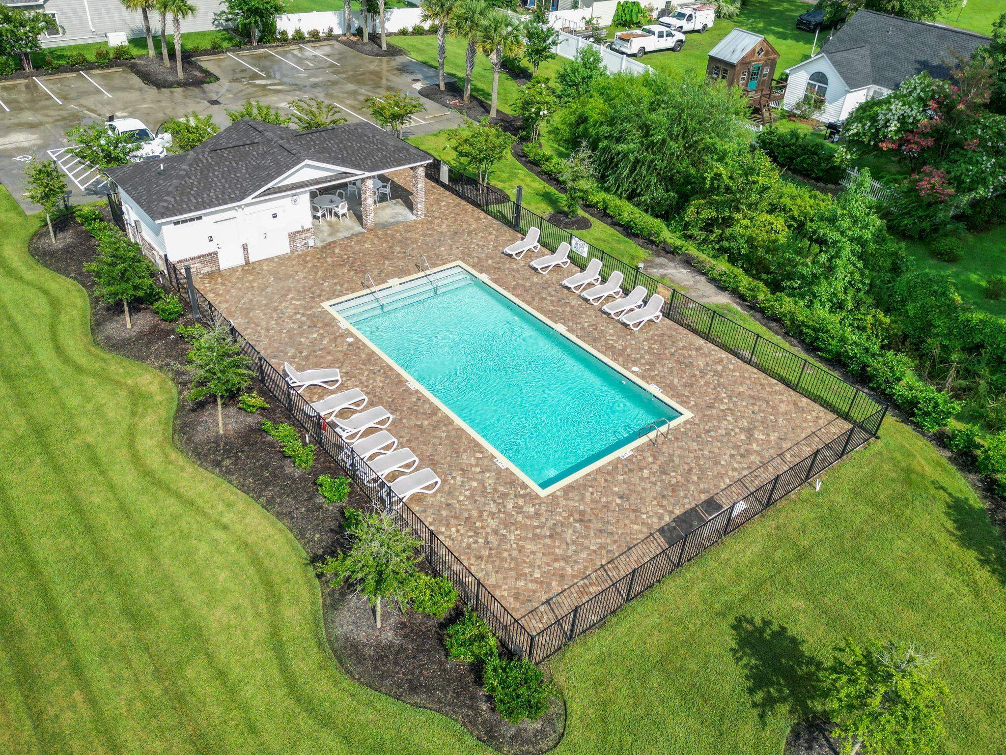 291 Lifestyle Court Property Photo 40