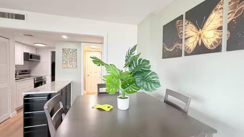 7500 N Ocean Blvd. Property Photo 11