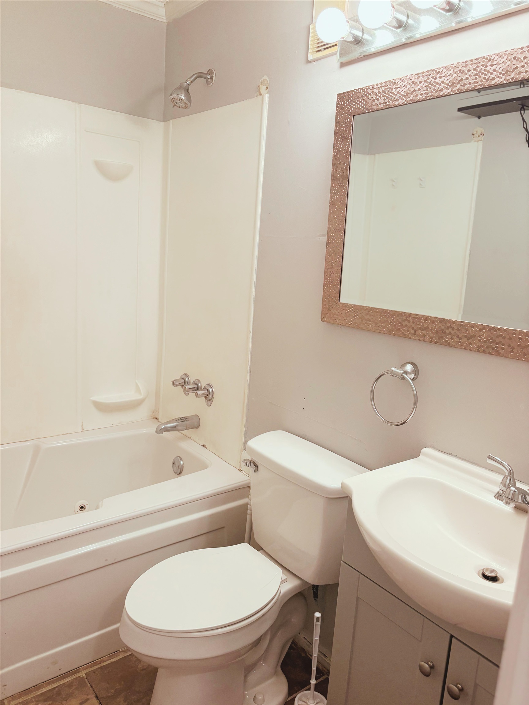 4350 Intercoastal Village Dr. Property Photo 10
