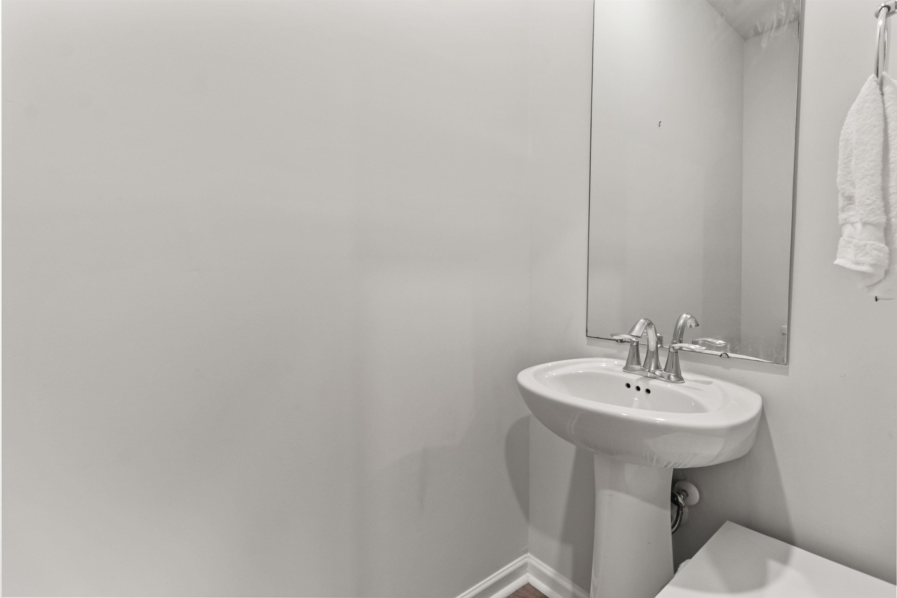 5402 Knobcone Loop Property Photo 14