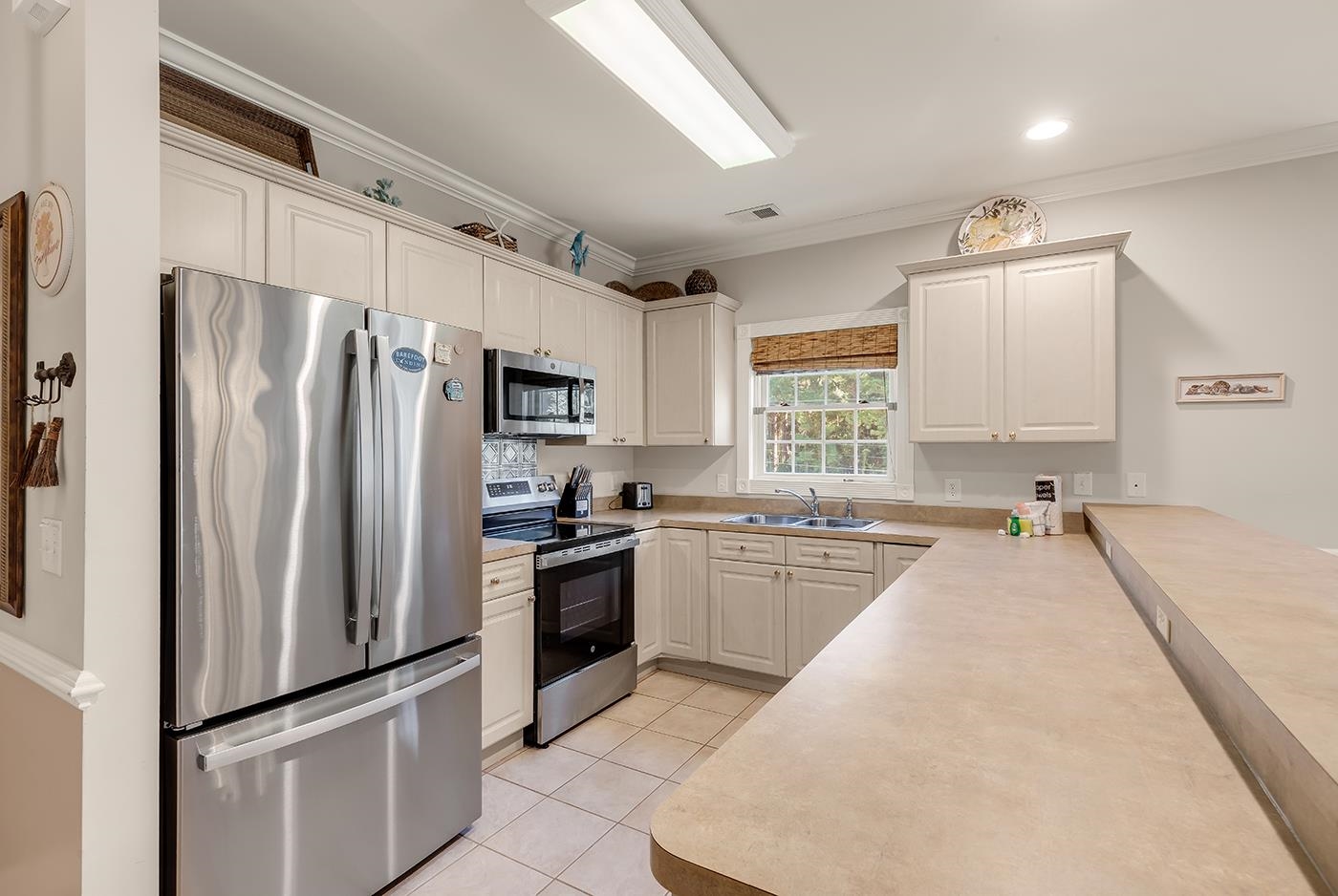 4865 Magnolia Pointe Property Photo 3