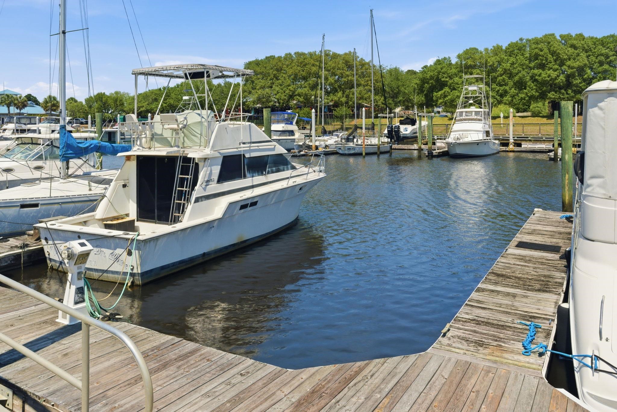 1308 Marina Bay Dr. Property Photo 6