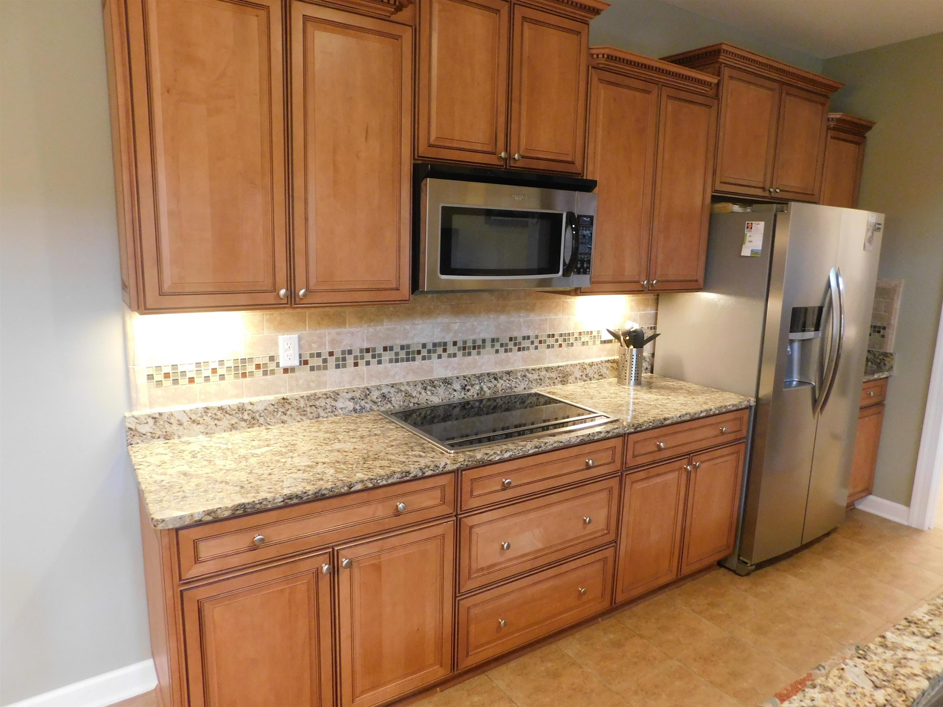 6244 Catalina Dr. Property Photo 5