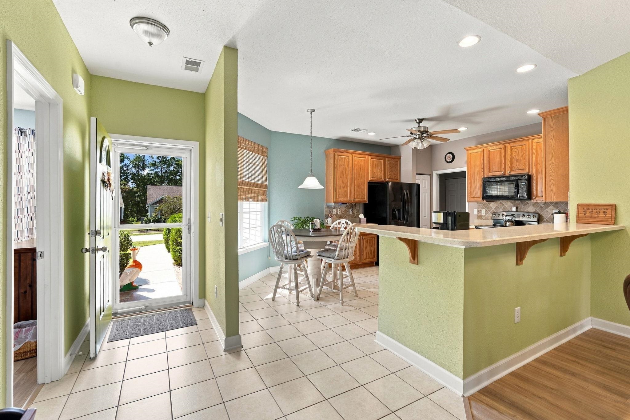 505 Vermillion Dr. Property Photo 5