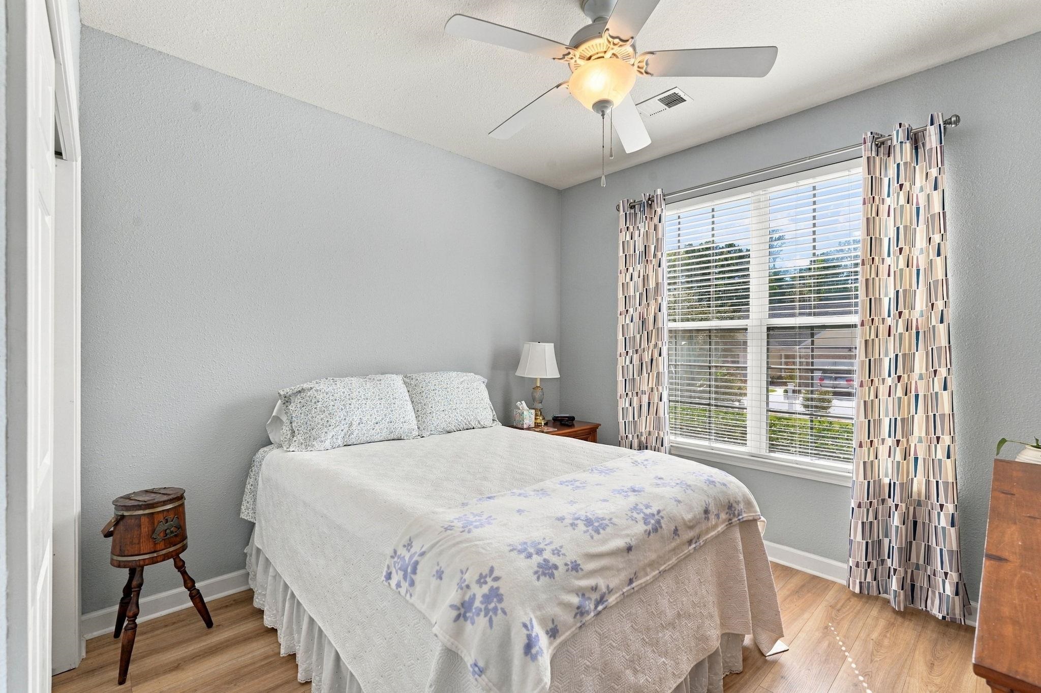 505 Vermillion Dr. Property Photo 16