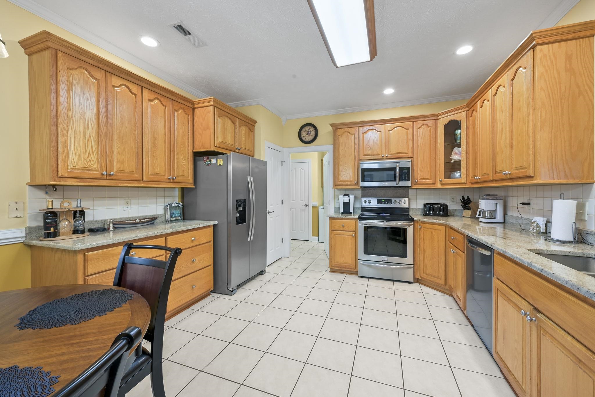 4807 Harvest Dr. Property Photo 9