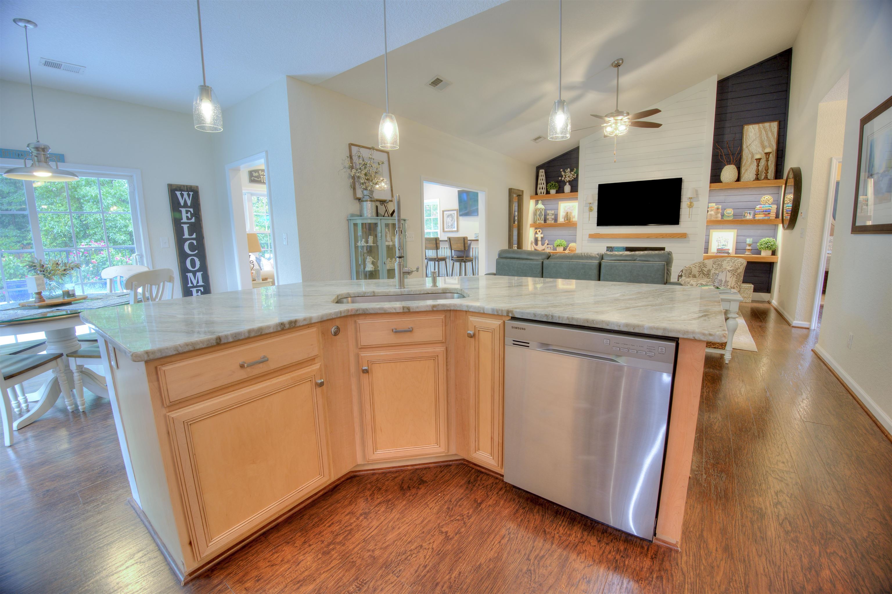 697 Ashley Manor Dr. Property Photo 17