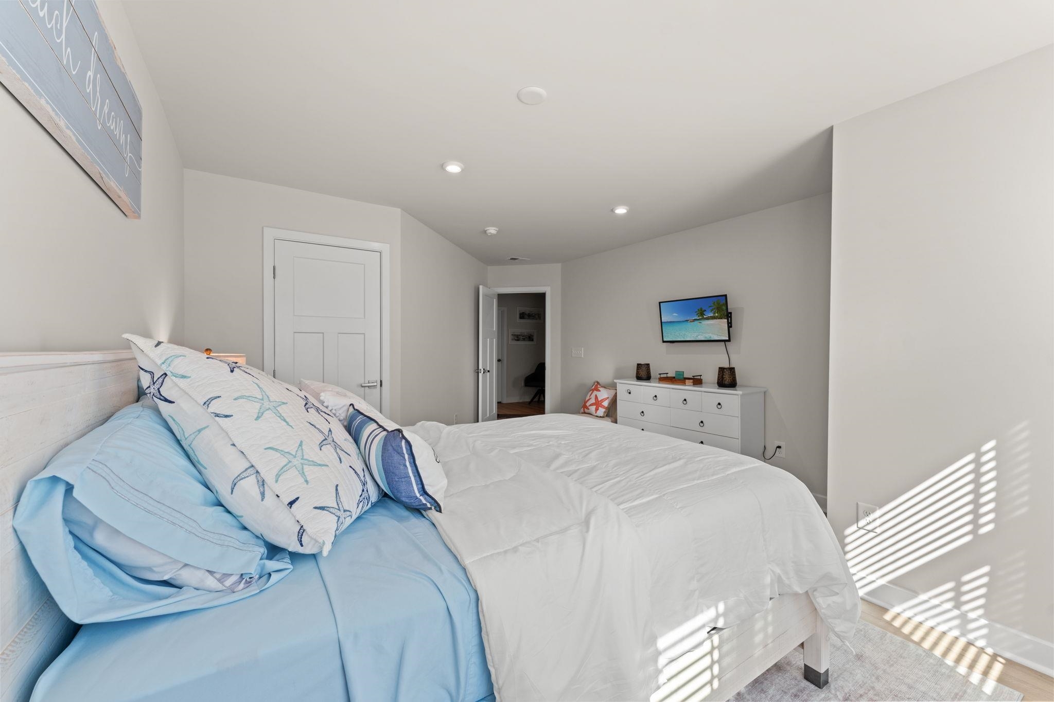 8906 Freya Way Property Photo 21