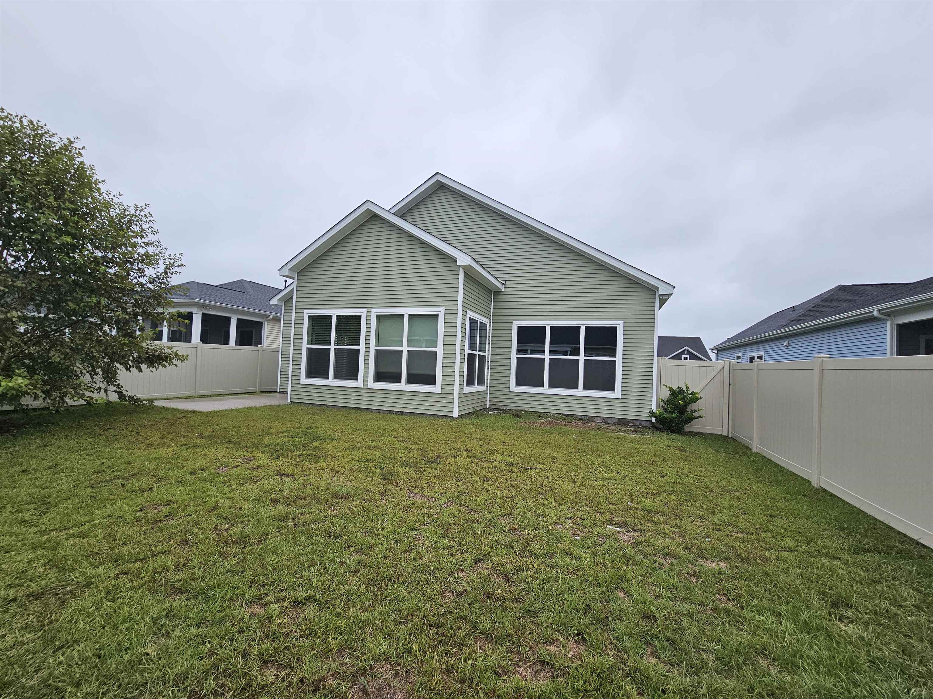 8040 Brogdon Dr Property Photo 2