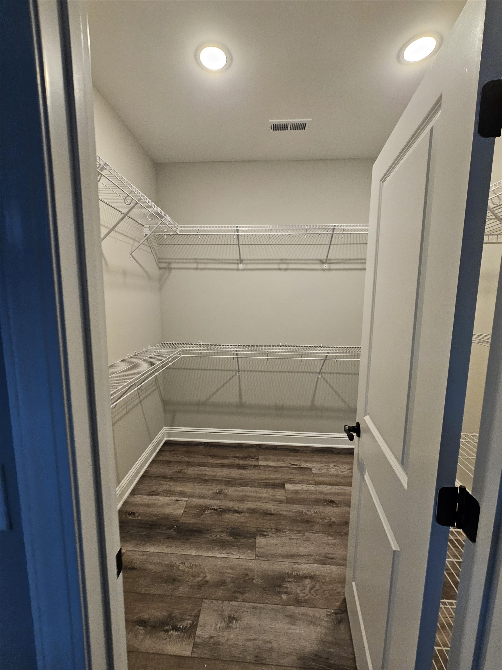 8040 Brogdon Dr Property Photo 4