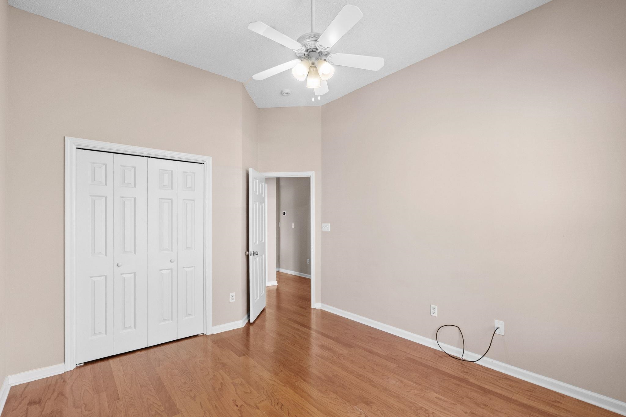 912 Bromley Ct. Property Photo 33