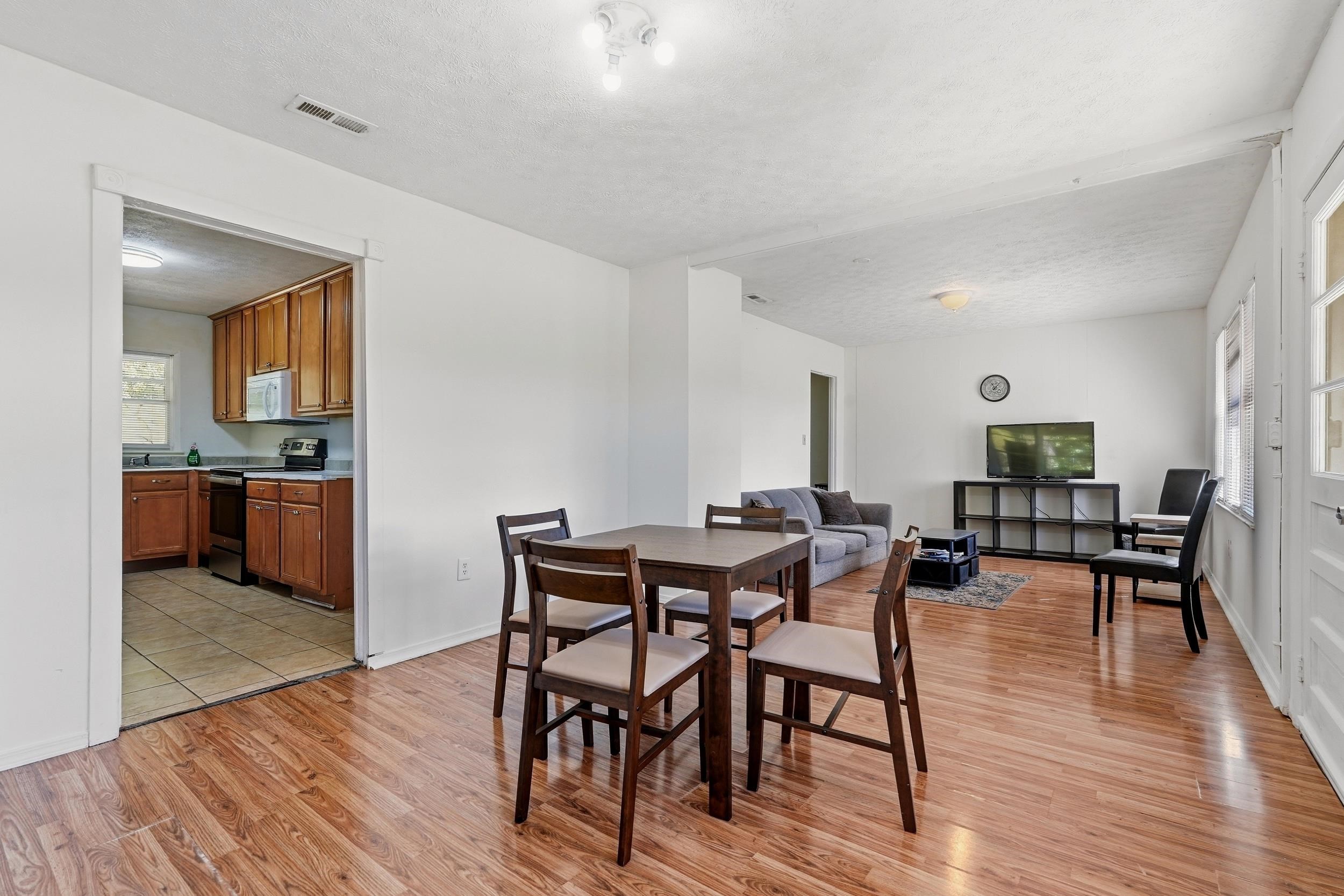 8163 Highway 90 Property Photo 5