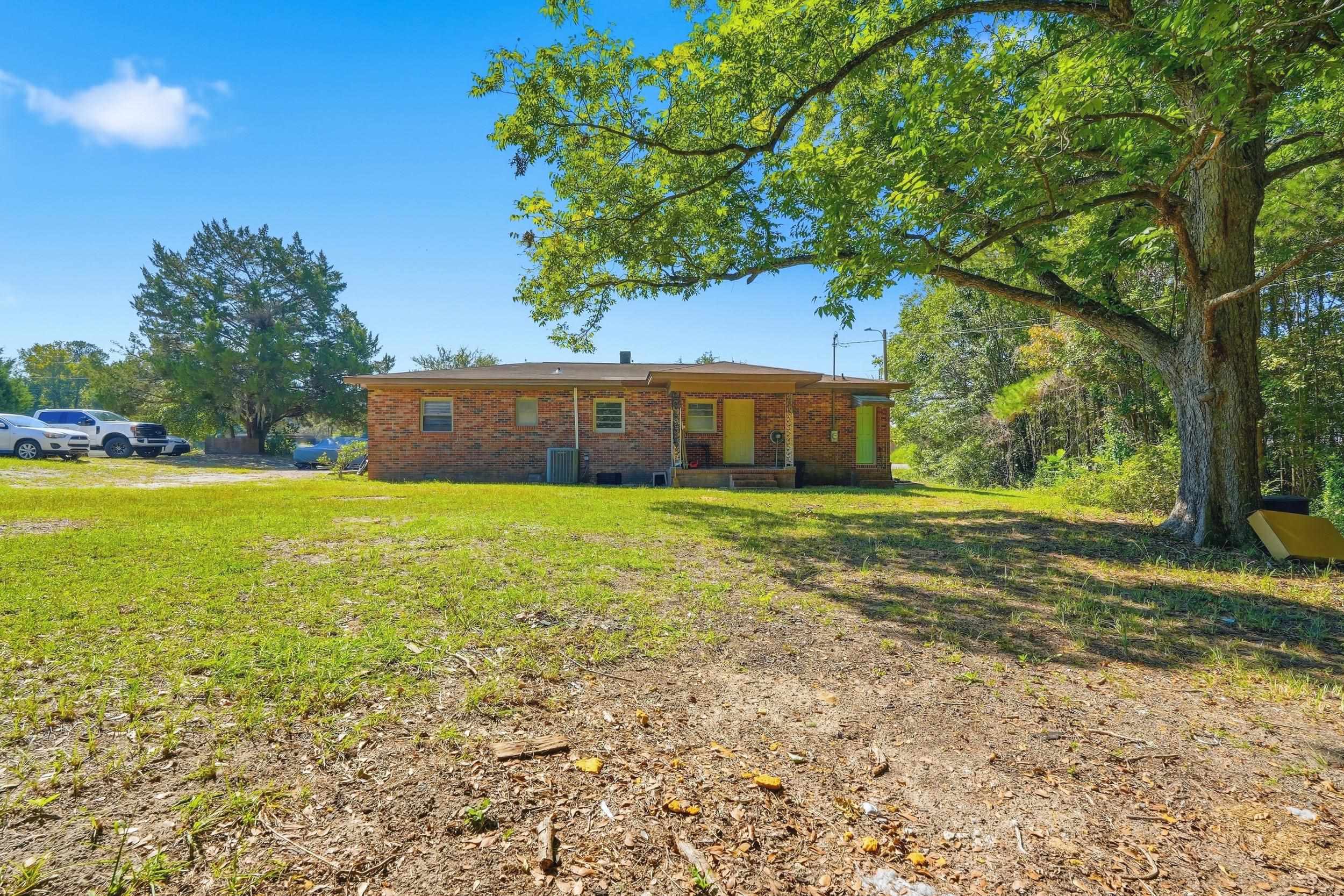 8163 Highway 90 Property Photo 17