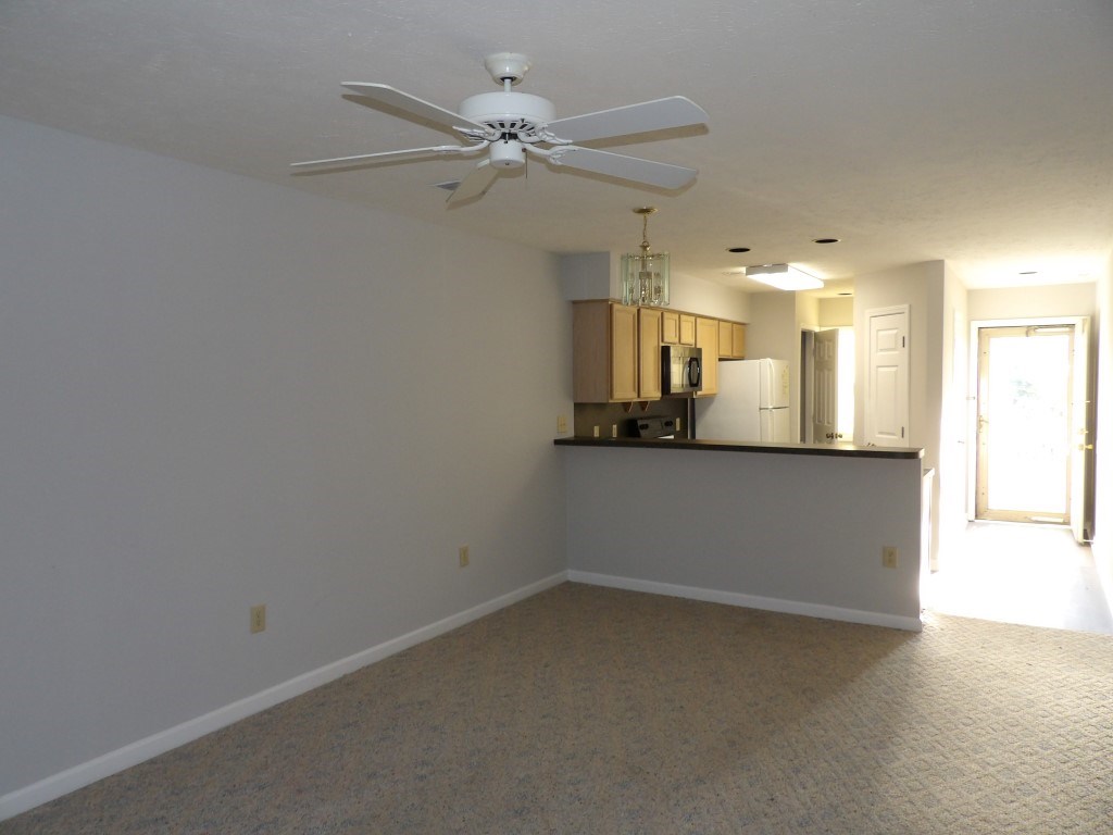 4107 Pinehurst Circle Property Photo 3