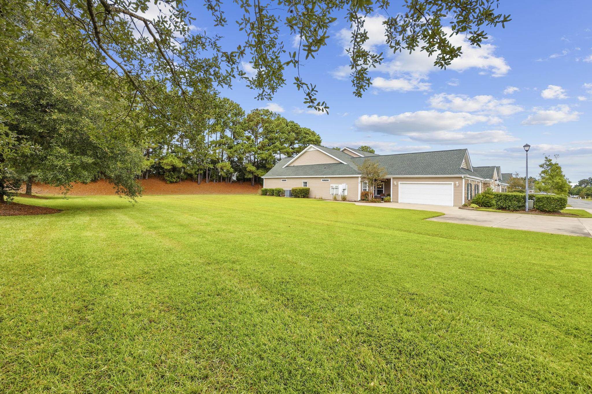 111 Chenoa Dr. Property Photo 27