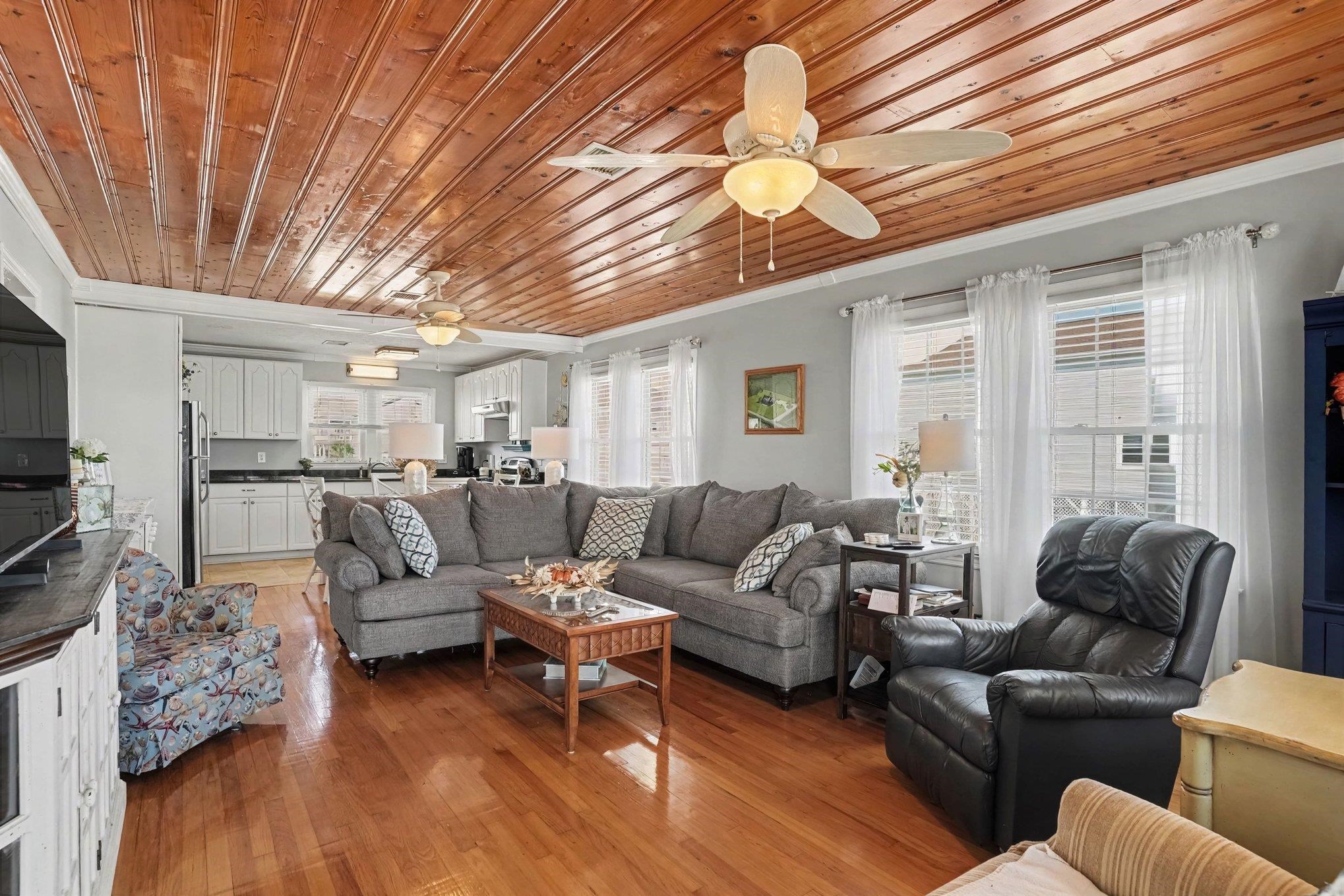 4605 N Ocean Blvd. Property Photo 8