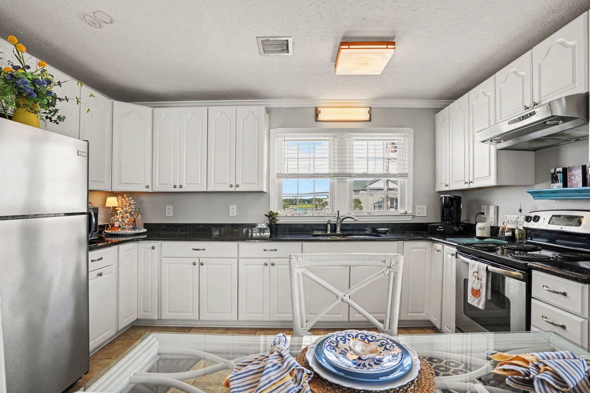 4605 N Ocean Blvd. Property Photo 16