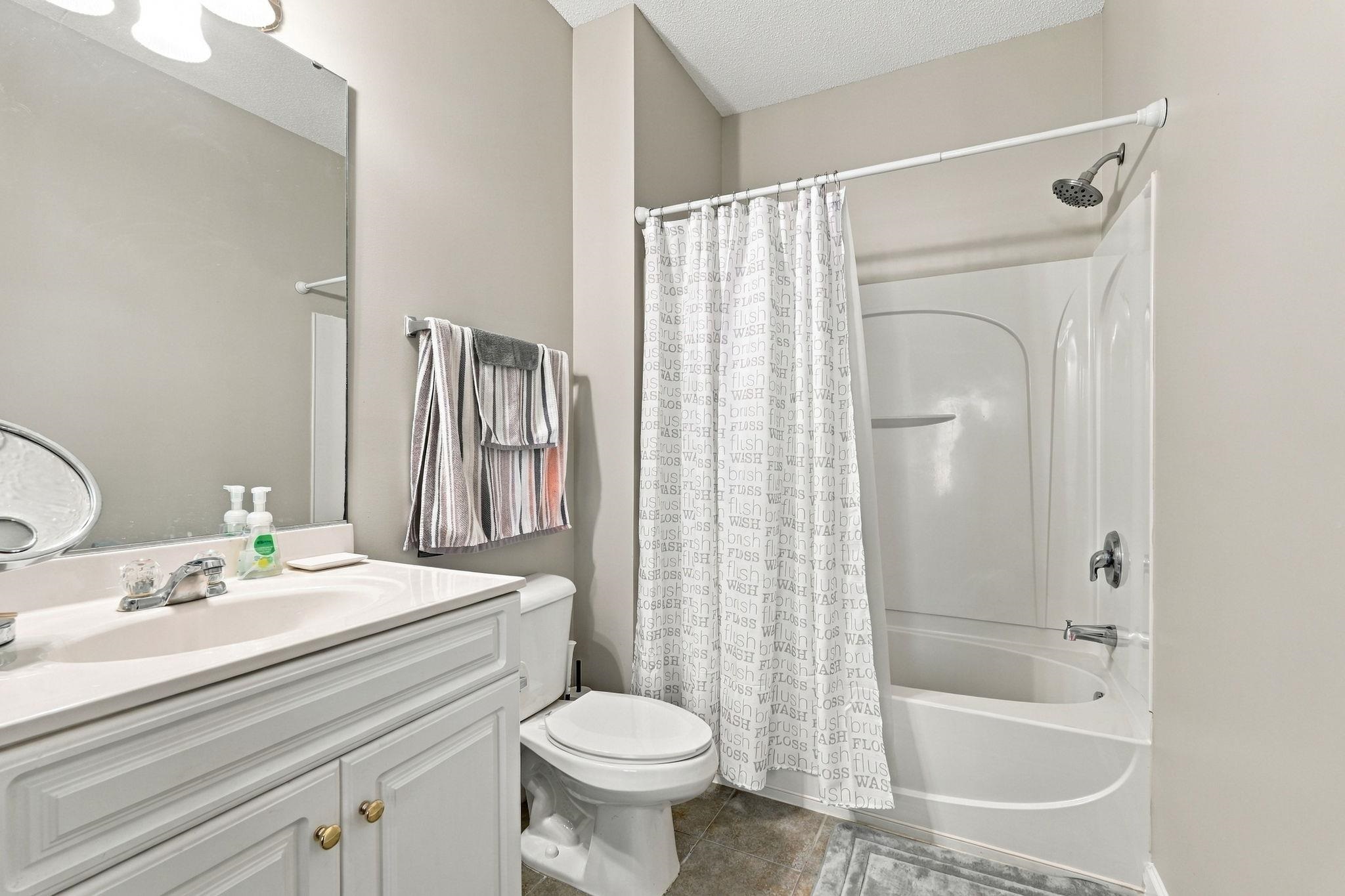 200 Castle Dr. Property Photo 17
