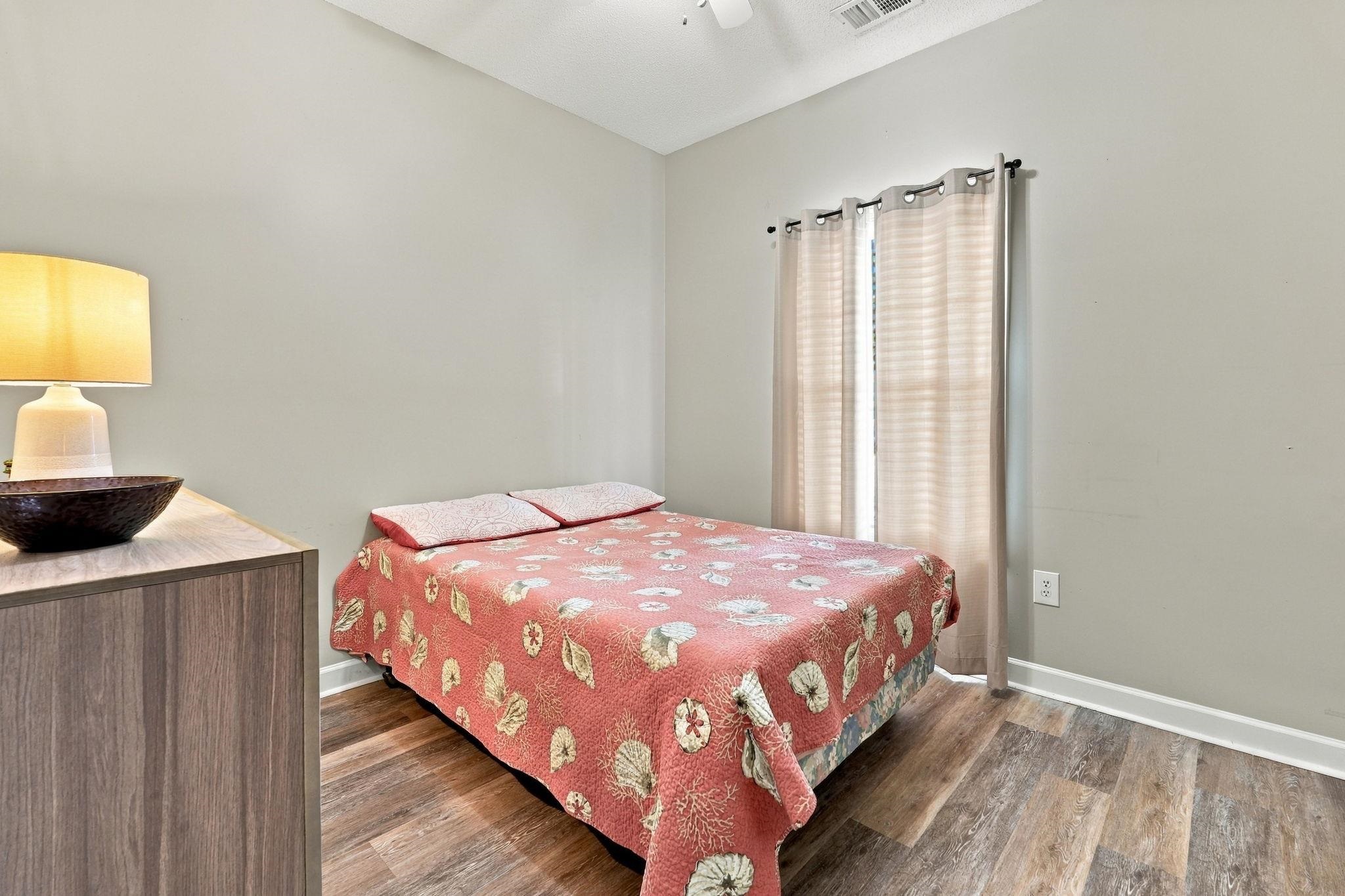 200 Castle Dr. Property Photo 21