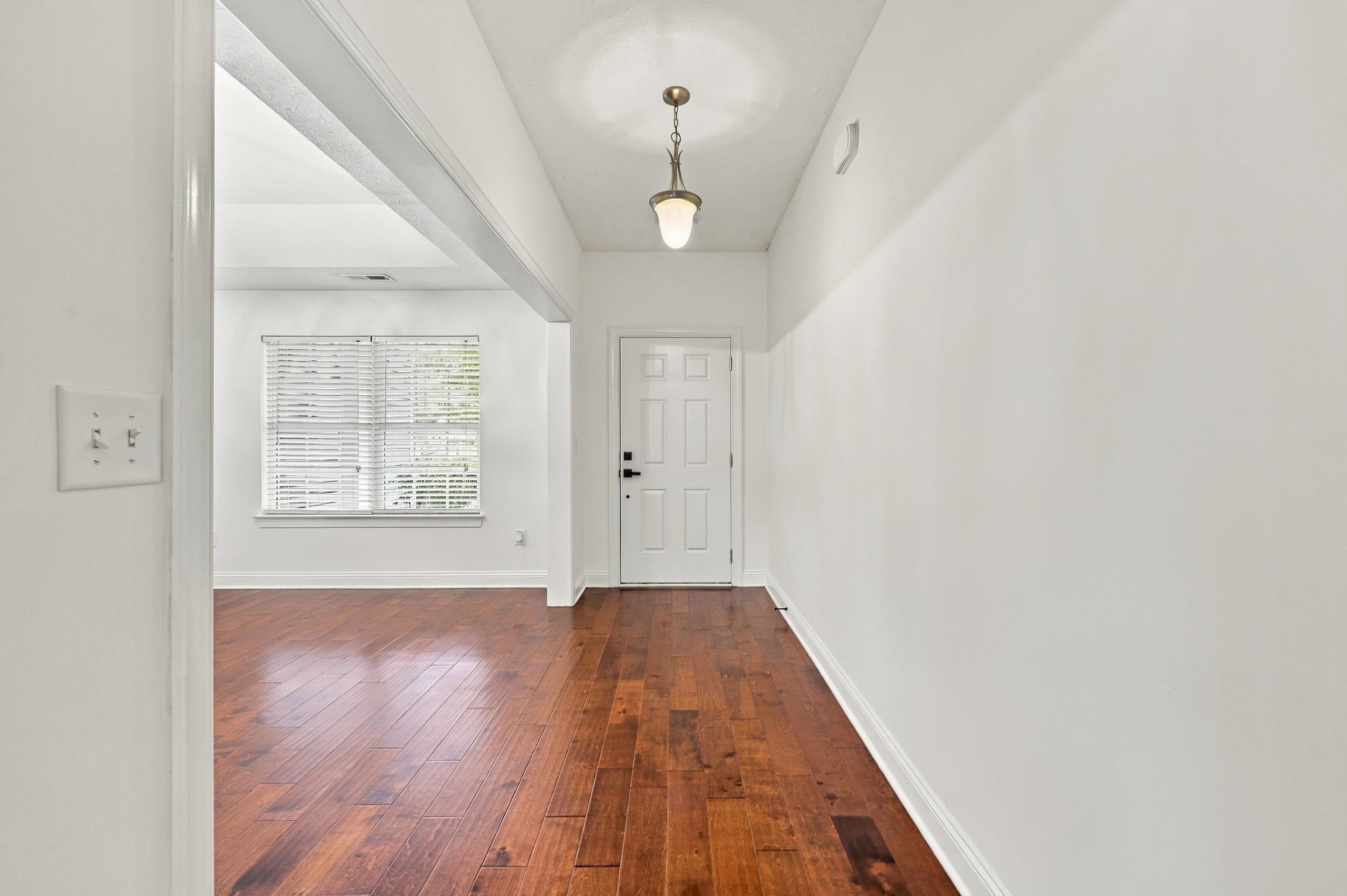 4577 Willow Springs Rd. Property Photo 5