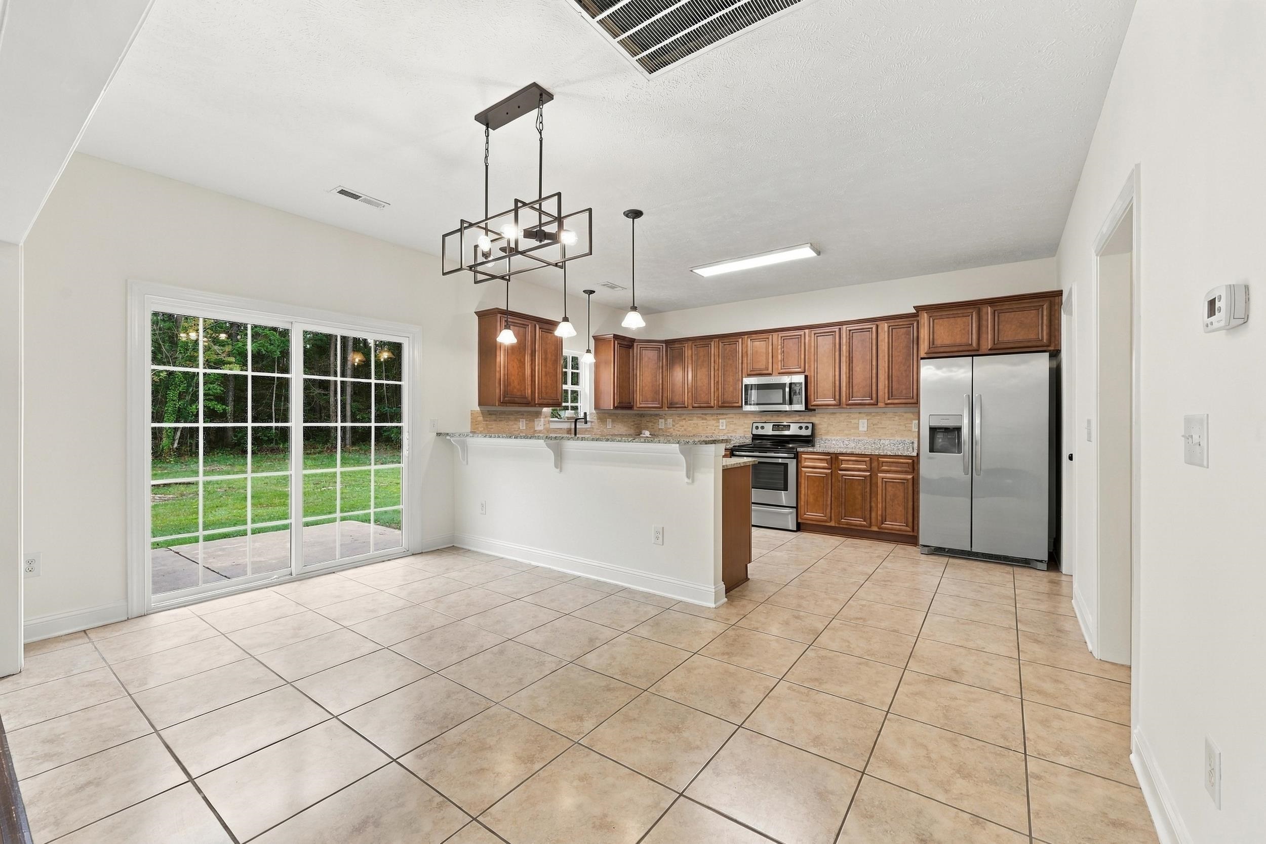 4577 Willow Springs Rd. Property Photo 16